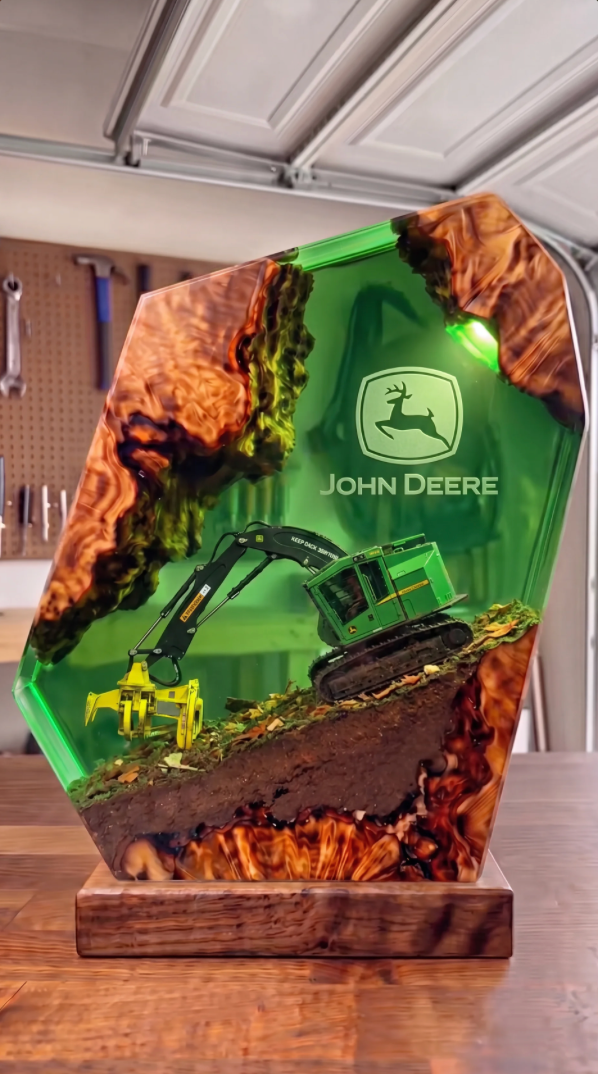 John Deere Resin Lamps (PRE-ORDER)